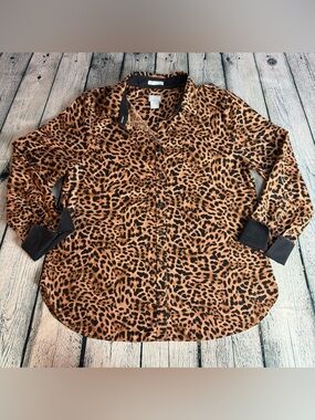 Chico's Realistic Leopard Print Button Up Shirt No-Iron Chic Stretch Size US 12